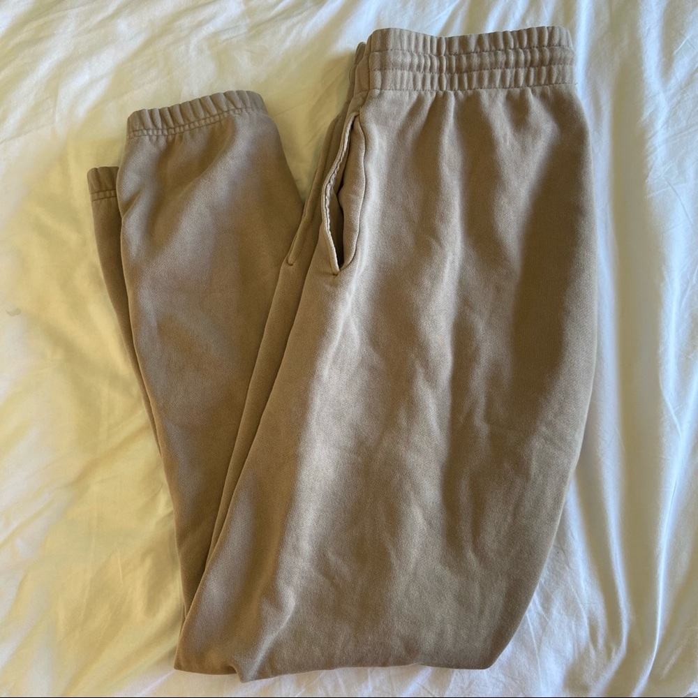 Aritzia Tna Cozy Fleece Sweatpants
